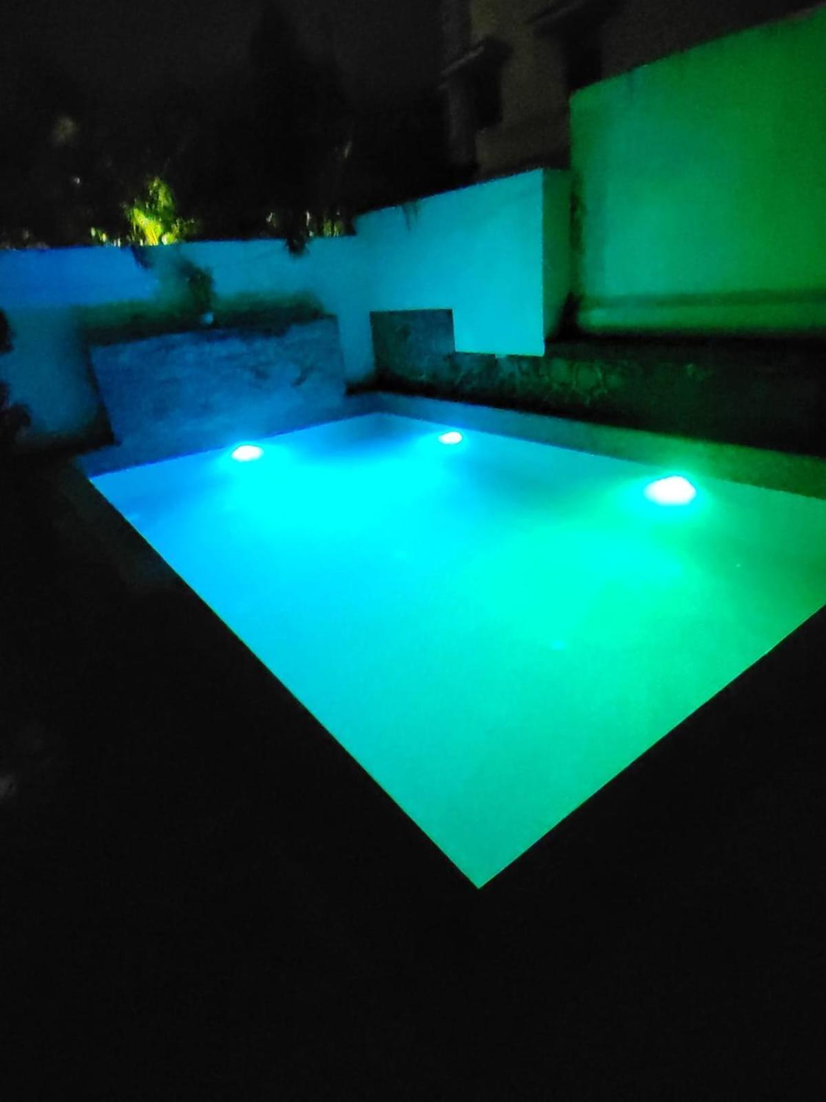 The Perfect Stays Para Disco Big Pool Cricket Turf Villa Lonavala Exterior photo