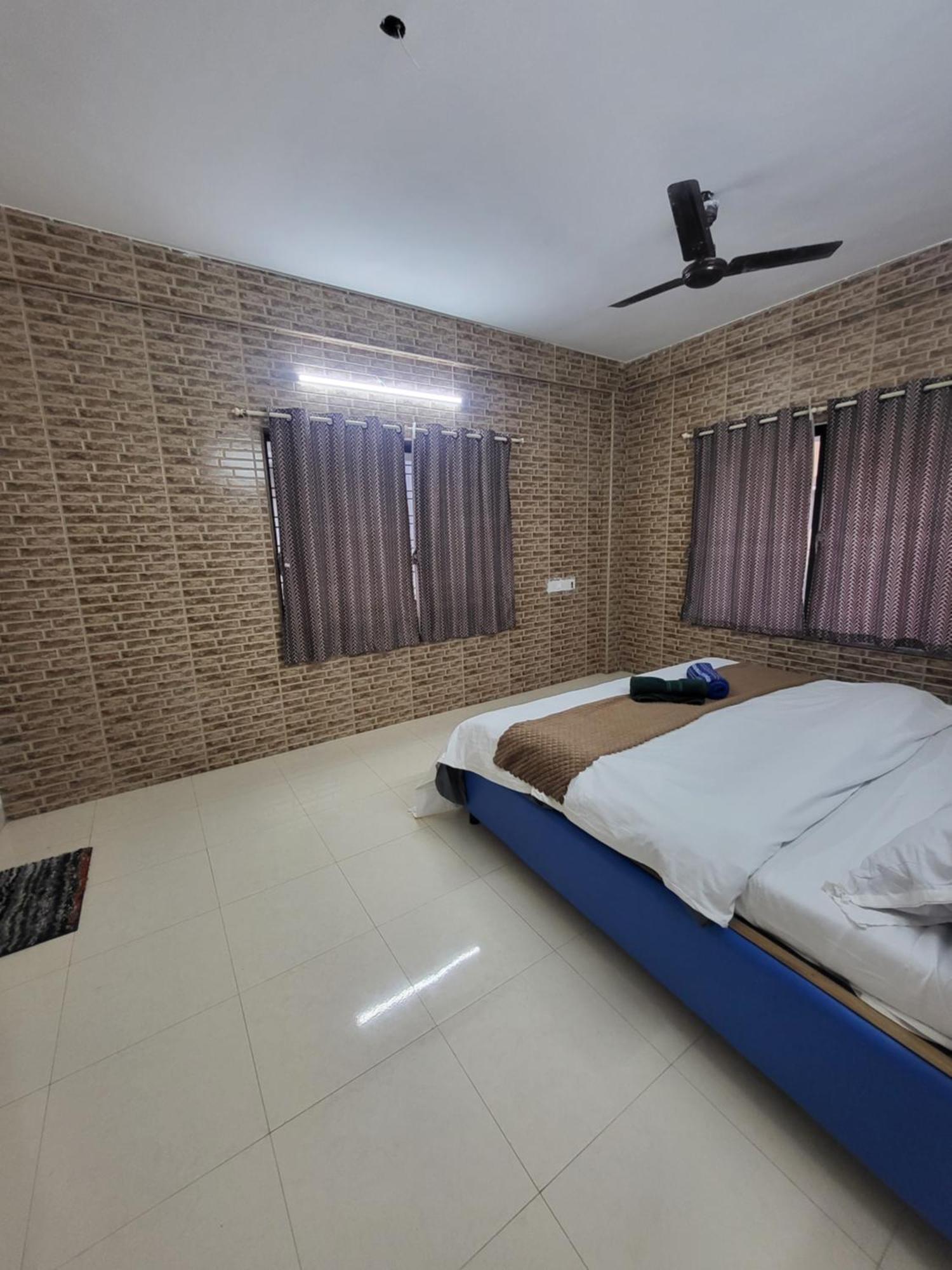 The Perfect Stays Para Disco Big Pool Cricket Turf Villa Lonavala Exterior photo