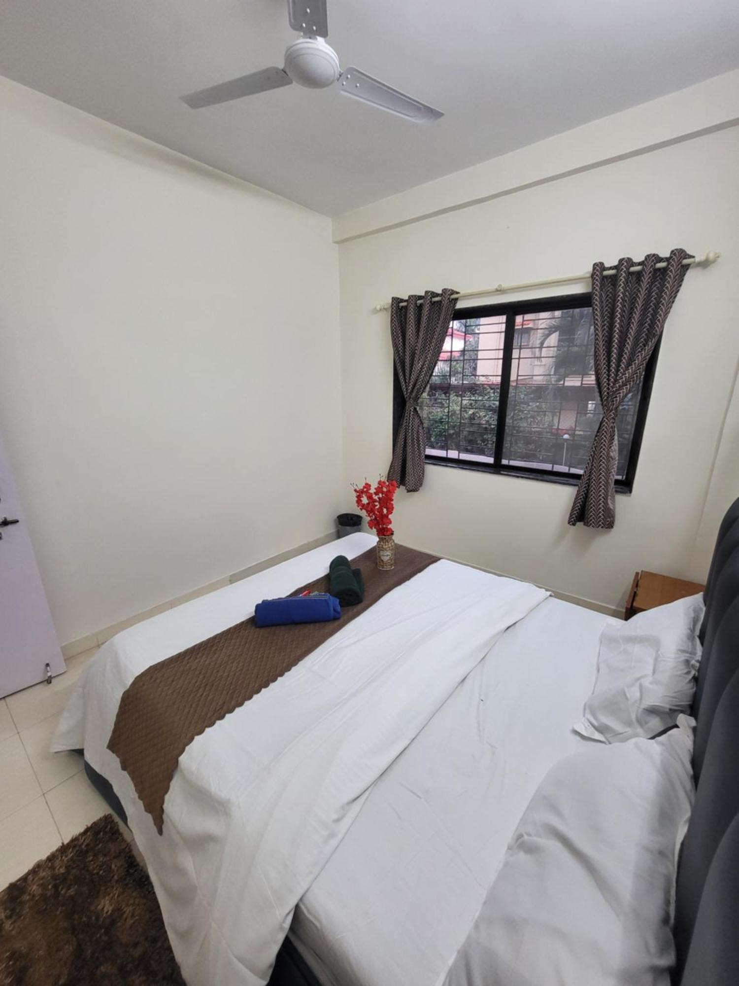 The Perfect Stays Para Disco Big Pool Cricket Turf Villa Lonavala Exterior photo