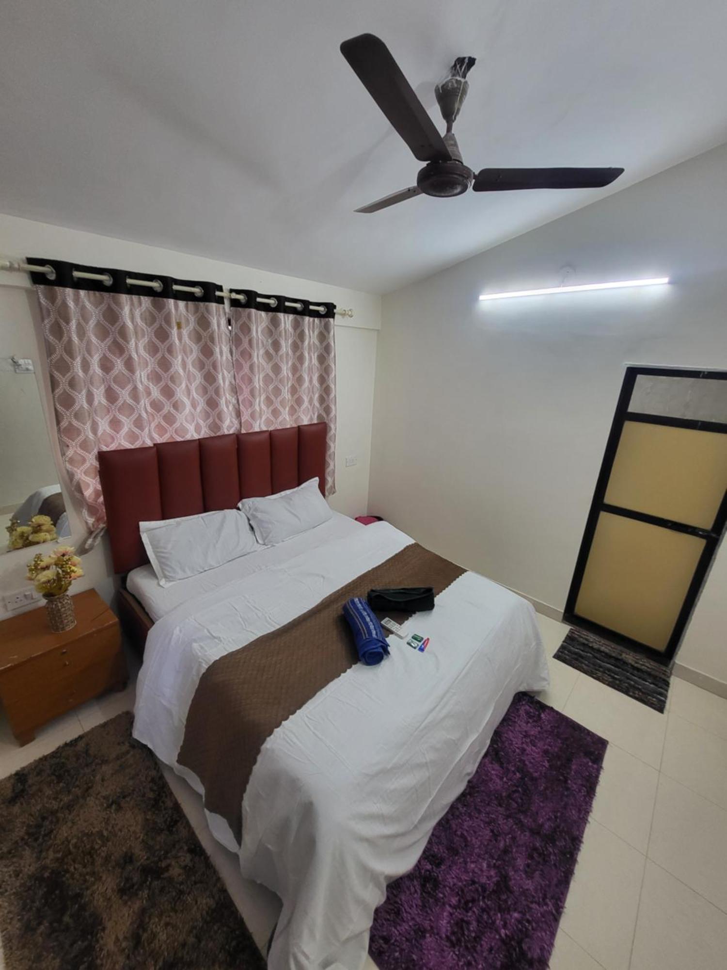 The Perfect Stays Para Disco Big Pool Cricket Turf Villa Lonavala Exterior photo